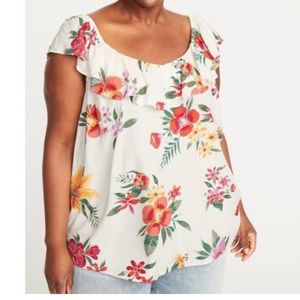 Old Navy Tops - NWT Old Navy size 4x Ruffle Floral V neck Blouse!! Old Navy Tops - NWT Old Navy size 4x Ruffle Floral V neck Blouse!!